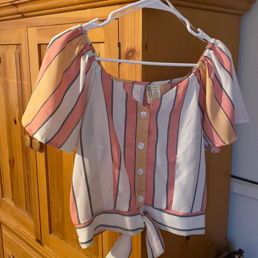 Crop top